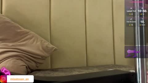 Annie  dont forget to thumbs up me  online show from 27, 1, 2025