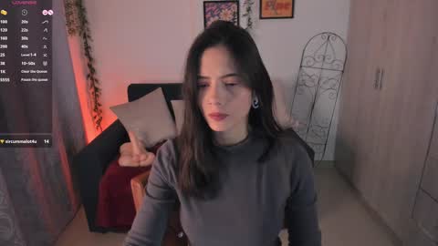 Snapshot of mishelkrave_ chatting on 9, 10, 2025 KRAVE  online show from 9, 10, 2025