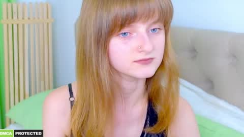 Snapshot of miss___alisa chatting on 18, 4, 2026 Alisa NONNUDE online show from 18, 4, 2026