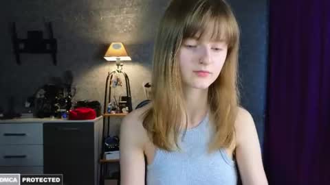 Snapshot of miss___alisa chatting on 21, 6, 2026 Alisa NONNUDE online show from 21, 6, 2026