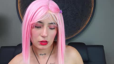 Charlotte online show from 23, 9, 2025