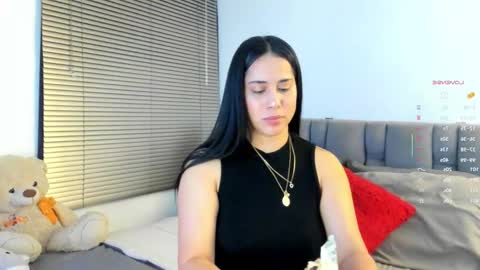 miss__jones_ online show from 25, 3, 2026