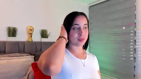 miss__jones_ online show from 24, 6, 2026