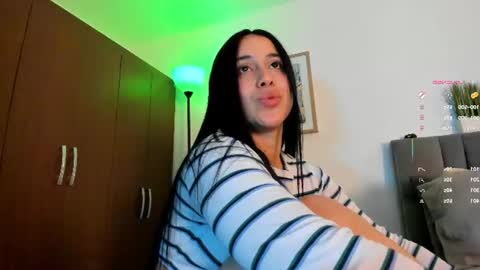 miss__jones_ online show from 26, 6, 2026