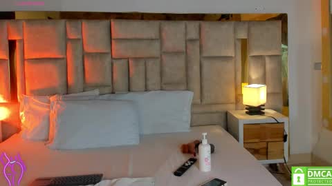 Miss Abigail  online show from 30, 3, 2026