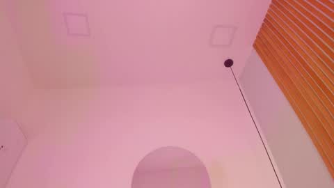 Amber  online show from 9, 4, 2026