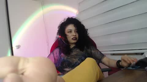 Snapshot of miss_carmila chatting on 20, 12, 2025 Miss Carmila online show from 20, 12, 2025