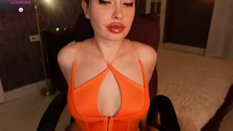 Snapshot of miss_elias chatting on 8, 10, 2025 Elia online show from 8, 10, 2025