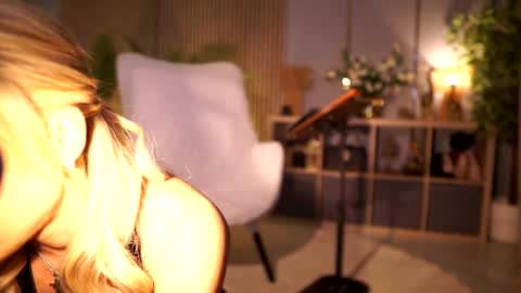 Miss Ema Devine online show from 14, 2, 2026