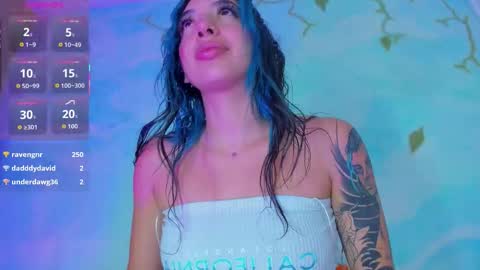 miss_evans_ online show from 21, 10, 2025