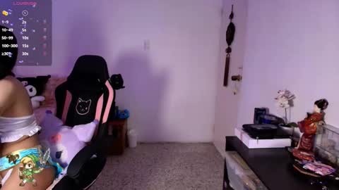 Asami  online show from 10, 11, 2025