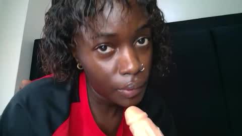 Snapshot of miss_jamilla255 chatting on 17, 11, 2025 SensuElle WHAT I DONT SHOW HERE... YOULL ONLY SEE IN PRIVATE online show from 17, 11, 2025