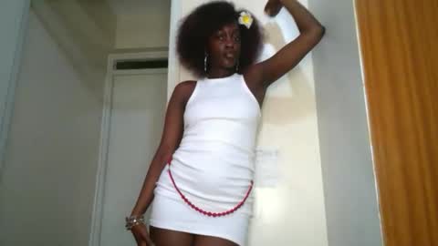 Snapshot of miss_jamilla255 chatting on 26, 2, 2026 SensuElle WHAT I DONT SHOW HERE... YOULL ONLY SEE IN PRIVATE online show from 26, 2, 2026