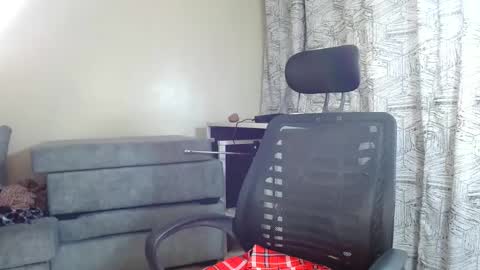 Snapshot of miss_kiiki chatting on 12, 2, 2025 miss_kiiki online show from 12, 2, 2025