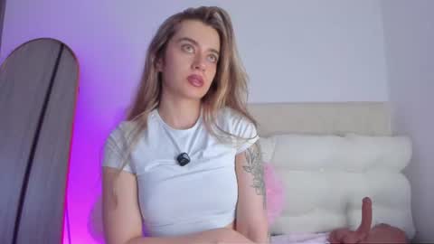 Snapshot of miss_lanaa chatting on 7, 7, 2026 Alana online show from 7, 7, 2026
