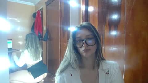 lilieth  online show from 5, 11, 2025