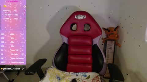 ly independent model online show from 4, 2, 2026