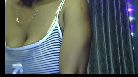 Snapshot of miss_mahi69 chatting on 25, 4, 2026 Mahi online show from 25, 4, 2026