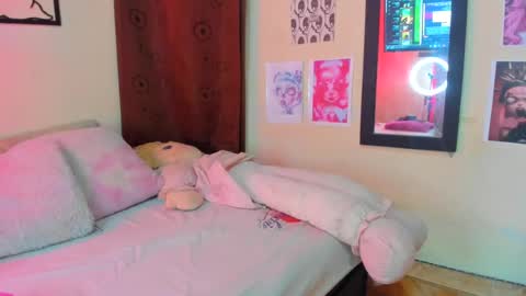 Snapshot of miss_meggaann chatting on 3, 8, 2026 MEGG online show from 3, 8, 2026