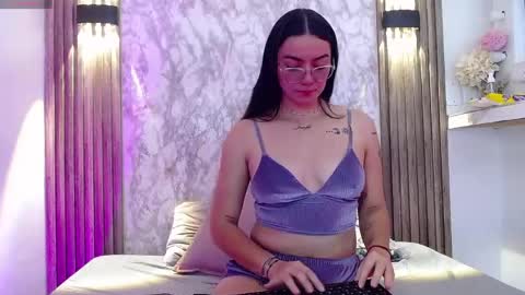 Snapshot of miss_merlin_ chatting on 16, 4, 2026 Merlin online show from 16, 4, 2026