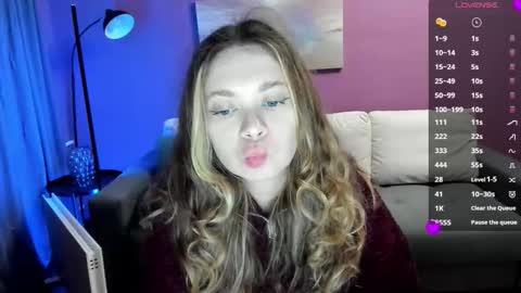 Snapshot of miss_moan69 chatting on 30, 10, 2025 Olly online show from 30, 10, 2025