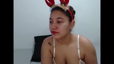 Snapshot of miss_rose1 chatting on 24, 12, 2024 ROS online show from 24, 12, 2024