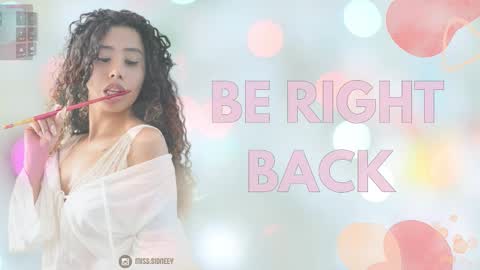 Amy Olivera online show from 18, 11, 2025