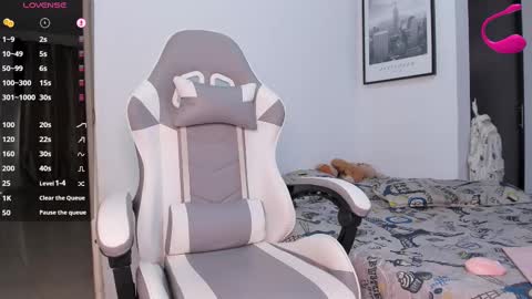 miss_soffi1 online show from 23, 2, 2025