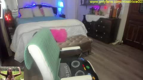 Trixie007 online show from 21, 5, 2026