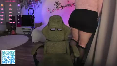 Tina  Julie online show from 23, 7, 2026