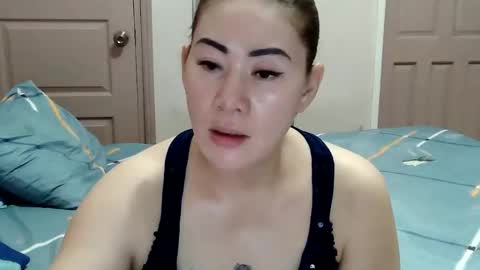 HOT MOMMY ZEPHYR online show from 21, 2, 2026