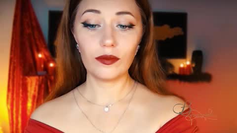 Snapshot of missbeverlymills chatting on 18, 10, 2025 The divine Beverly online show from 18, 10, 2025