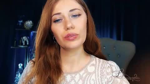 The divine Beverly online show from 26, 4, 2026