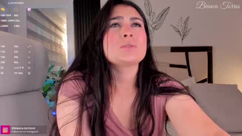 Bianca Torres online show from 27, 2, 2025