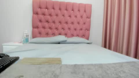 Elise online show from 30, 10, 2025