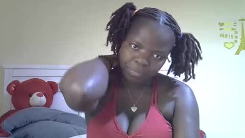 misscandy352_ online show from 17, 4, 2026