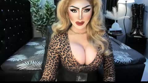 PRIESTESS CHANNEL online show from 15, 10, 2025