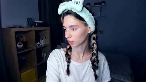 Shelley online show from 11, 9, 2025