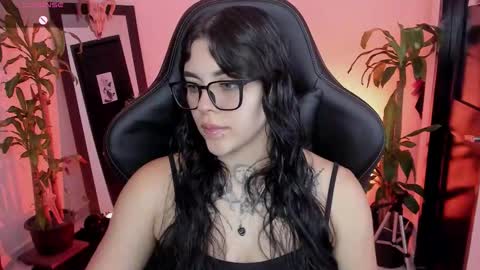 Missy Charlottte.  Hey remember to give me a thumbs up ty online show from 28, 3, 2026