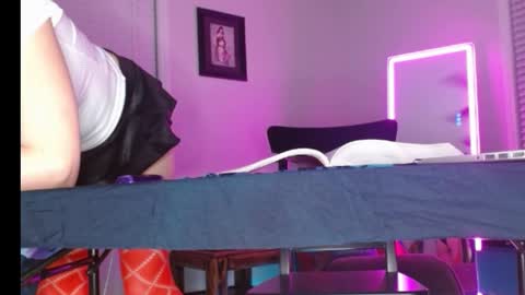 Miss Chievous Minx online show from 23, 2, 2025