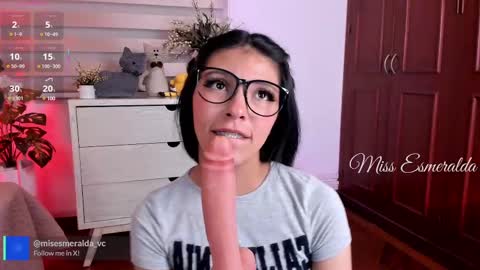Snapshot of missesmeralda chatting on 6, 3, 2025 Julieta Arboleda but i like call me esme online show from 6, 3, 2025