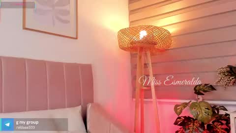 Snapshot of missesmeralda chatting on 26, 9, 2025 Julieta Arboleda but i like call me esme online show from 26, 9, 2025