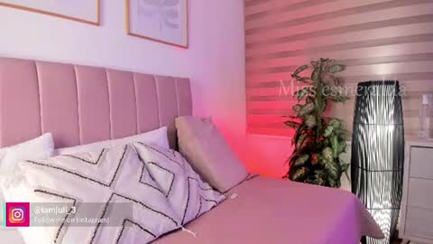 Snapshot of missesmeralda chatting on 20, 7, 2026 Julieta Arboleda but i like call me esme online show from 20, 7, 2026