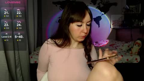 Snapshot of missgenevaonceagain chatting on 25, 11, 2025 G online show from 25, 11, 2025