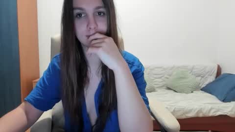 missgreen21 online show from 25, 10, 2025