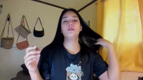 Snapshot of missindependent999 chatting on 6, 4, 2026 jj online show from 6, 4, 2026