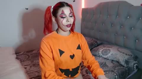 Snapshot of misskarol18 chatting on 8, 10, 2025 misskarol18 online show from 8, 10, 2025