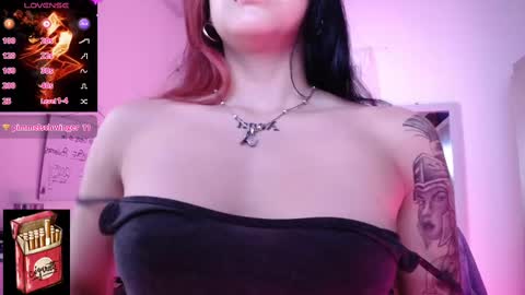 Snapshot of misslana_wn chatting on 18, 2, 2025 LanaLul online show from 18, 2, 2025