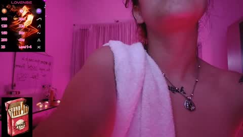 Snapshot of misslana_wn chatting on 19, 2, 2025 LanaLul online show from 19, 2, 2025