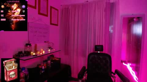 Snapshot of misslana_wn chatting on 8, 10, 2025 LanaLul online show from 8, 10, 2025